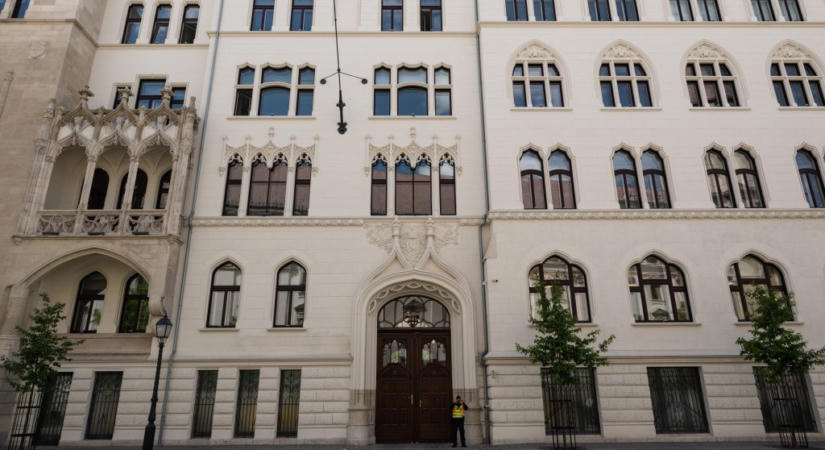 Megnövelte az államháztartási hiányt az uniós projektek előfinanszírozása