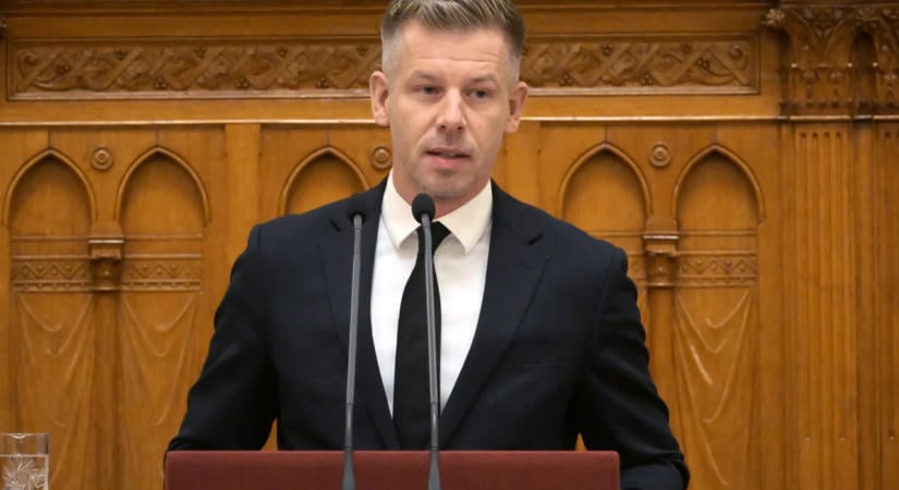 Gyorsabb és tisztességesebb kormányzati munkát ígért Magyar Péter az Országgyűlésben