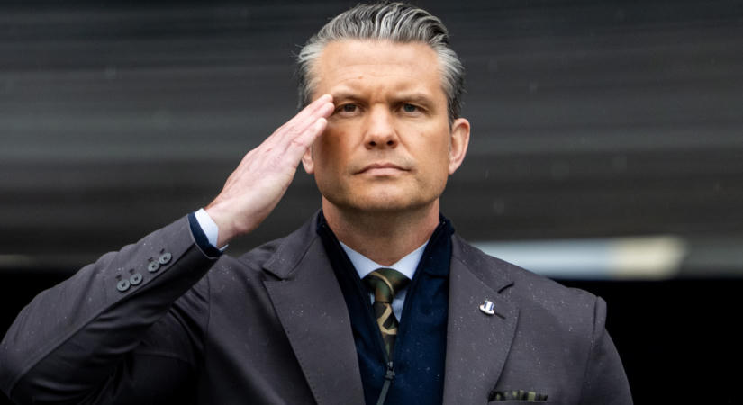 Ő lehet Amerika következő elnöke, bedobtak egy nevet