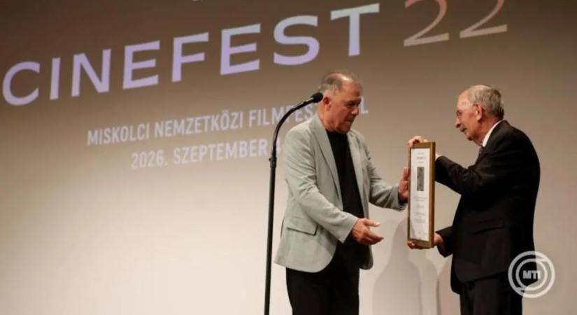 Gáspár Sándor könnyeivel küzdött – megható meglepetés a CineFest megnyitóján