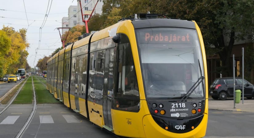 Több mint negyven év után újra járhat villamos a Pacsirtamező utcában