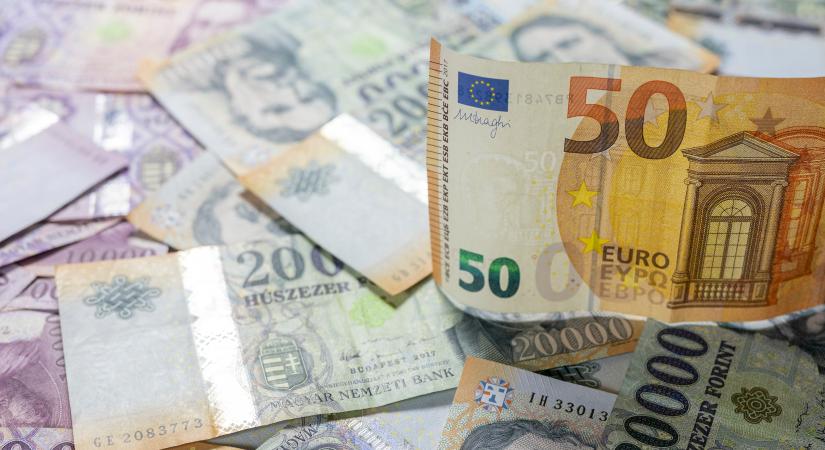Ezekben a munkakörökben jöhetnek elbocsátások az erős forint miatt