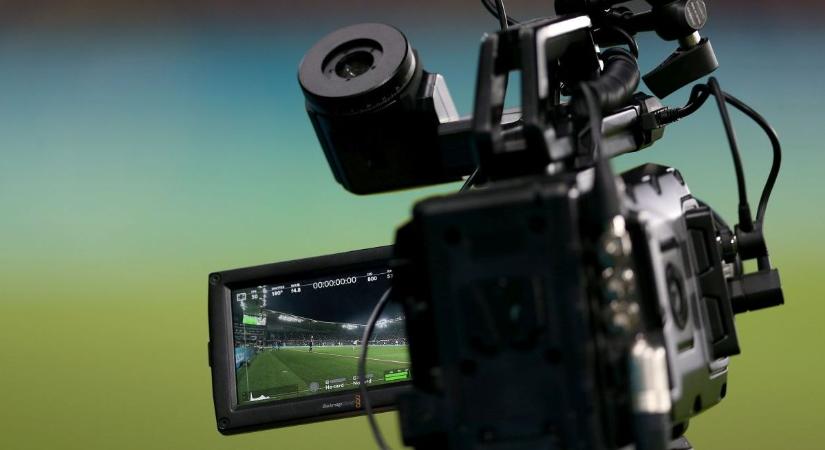 Ma a TV-ben: Skóciáig kell "mennie" annak, aki élő focimeccset akar látni