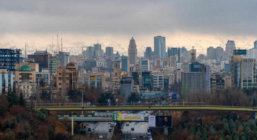 Óriási ütést kapott Irán, egyre csak zuhannak