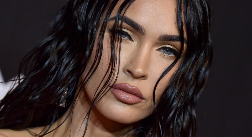 Megan Fox sokkolóan megváltozott! Friss videóján alig lehet ráismerni - a plasztika állhat a háttérben?