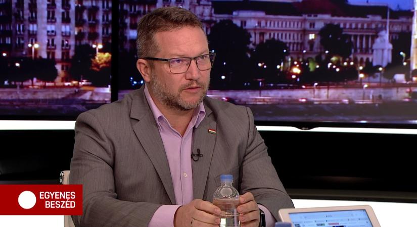 Ujhelyi István: Ha Orbán marad, Magyarország kimarad az EU-ból