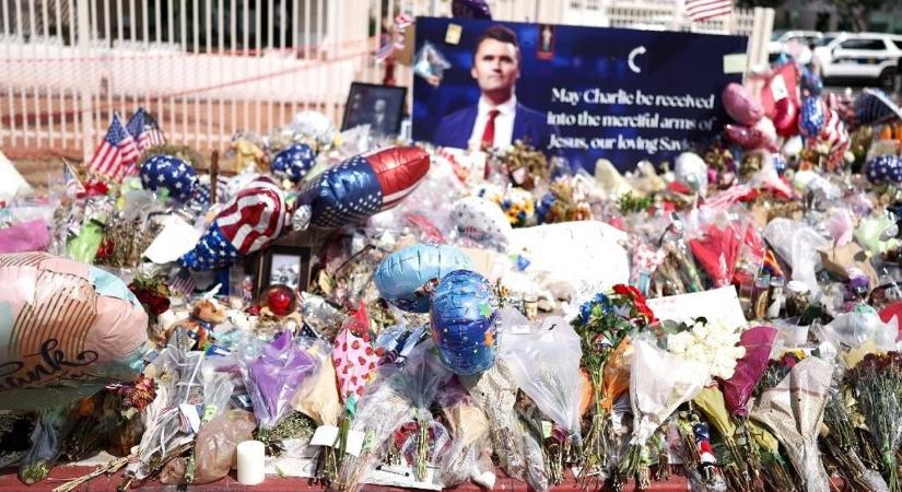 Eddig nem látott videókat mutattak be a bíróságon a Charlie Kirk-merényletről