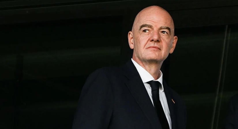 Többletforrások kifizetésére szólították fel Gianni Infantinót