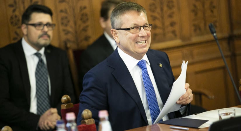 Telex: Matolcsy György szabadon távozhatott, miután gyanúsítottként hallgatták ki a nyomozók