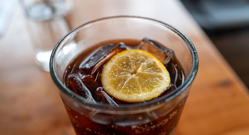 Felülmúlta a várakozásokat, de mégis visszavágta előrejelzését a Pepsi