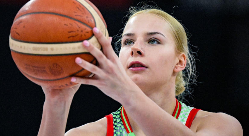 Juhász Dorka 12 pontja