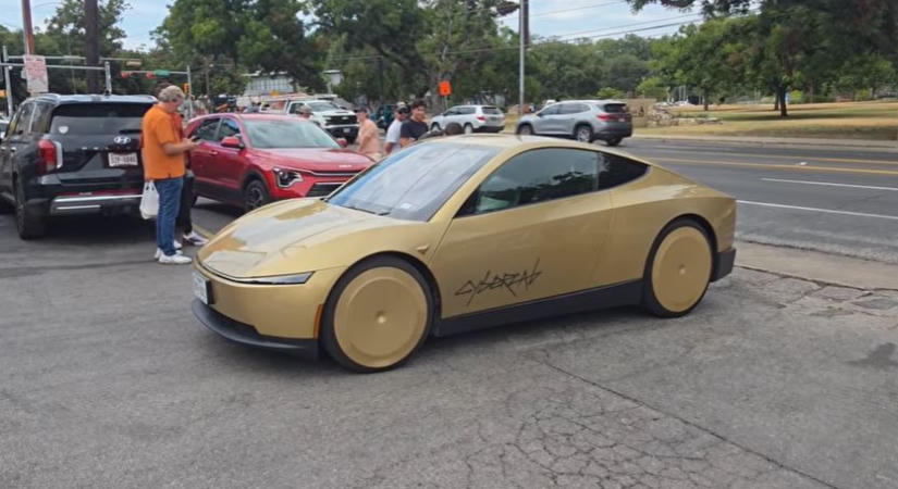 Mégis van kormány a Tesla robotaxiban, de nem úgy, ahogy gondolnánk