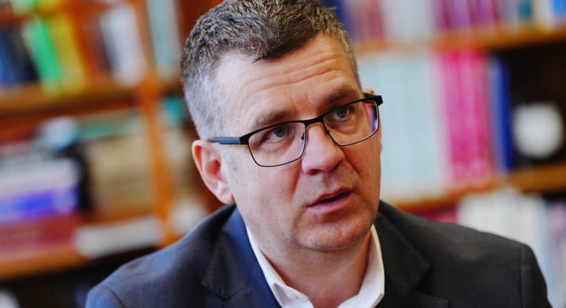Elrendelte Seszták Miklós letartóztatását is a bíróság
