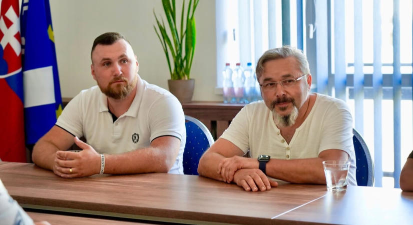 „A partról rohant be az anyuka. Már elsiratta a gyerekeket“ – két lúcsi férfi egymás után kétszer mentett ki fuldoklókat a Vágból