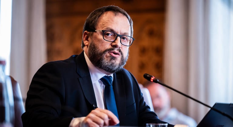 Átvizsgálják a teljes költségvetést, komoly változások jönnek