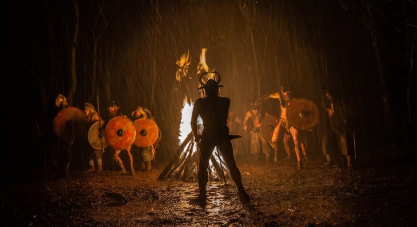 Már holnap az HBO Maxon: Sztárokkal készült brutális viking bosszúfilmmel bővül a platform katalógusa