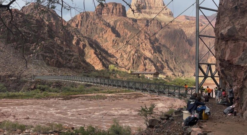 Arizona legsúlyosabb villámárvize csapott le a Grand Canyonra: ketten meghaltak és mintegy száz túrázót mentettek ki