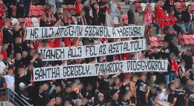 Üzentek a DVTK-ultrák Sántha Gergelynek
