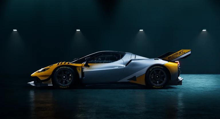Kőkemény versenyautót faragtak a Ferrari belépőmodelljéből