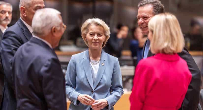 Von der Leyen: maradnak az Oroszország elleni szankciók