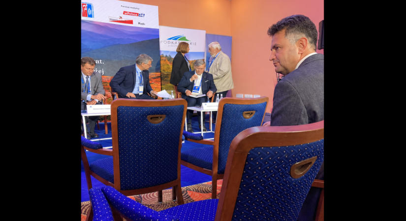 Márki-Zay Péterrel sem fogott kezet Kövér László
