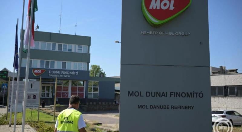 Mol: többéves előkészítő munka kezdődik az ukrán szénhidrogén tárolásával kapcsolatban