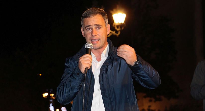 Aleksić: Szerbia jövőjét az garantálja, ha Vučić október 25. után sem tölt be köztisztséget