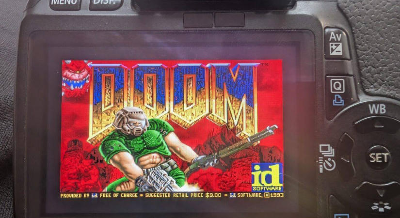 Már a Canon egyik fényképezőgépén is lehet játszani a Doom-mal