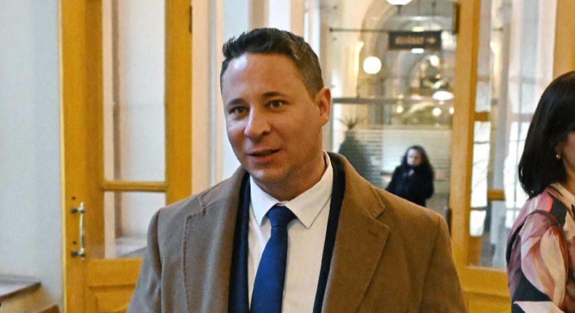 105 millió forintot keresett Schadl György felesége felfüggesztett végrehajtóként tavaly
