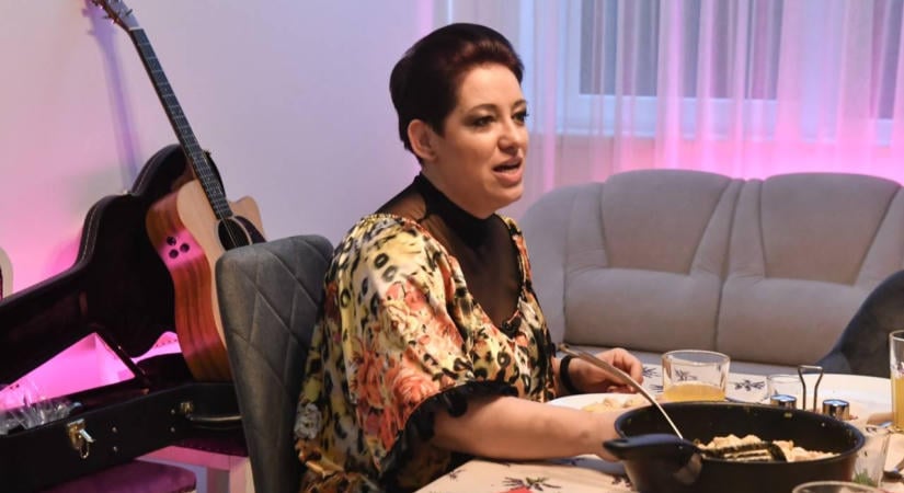 Baby Gabi: „Másképp csinálnám, félretennék, és akkor nem 46 négyzetméteren élnénk négyen”