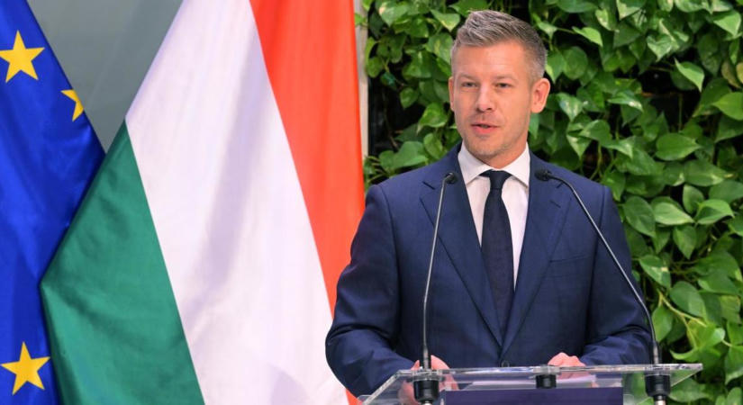 Jelenlegi formájában megszűnik a Mathias Corvinus Alapítvány, a Batthyány Lajos Alapítvány és a Kék Bolygó Alapítvány