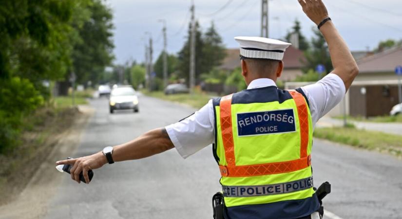 A határon még átjutottak a koszovói buszon szállított fegyverek