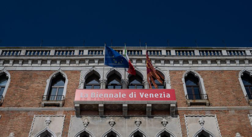 Az EU megszüntette a Velencei Biennálét szervező alapítványnak nyújtott támogatását