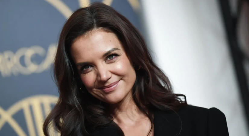 Katie Holmes és 39 éves szerelme forró vakációra szökött – mutatjuk a fotókat
