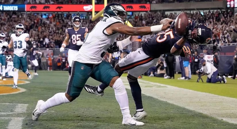 A három TD-t szerző Case Keenum vezérletével simán verte a Chicago az Eaglest – videó