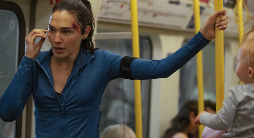 Gal Gadot olyan az új filmjében, mintha beoltották volna színészkedés ellen