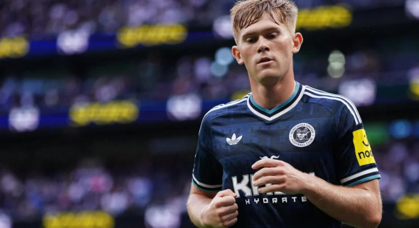 Hosszú távú szerződést írt alá Lewis Hall a Newcastle Uniteddel