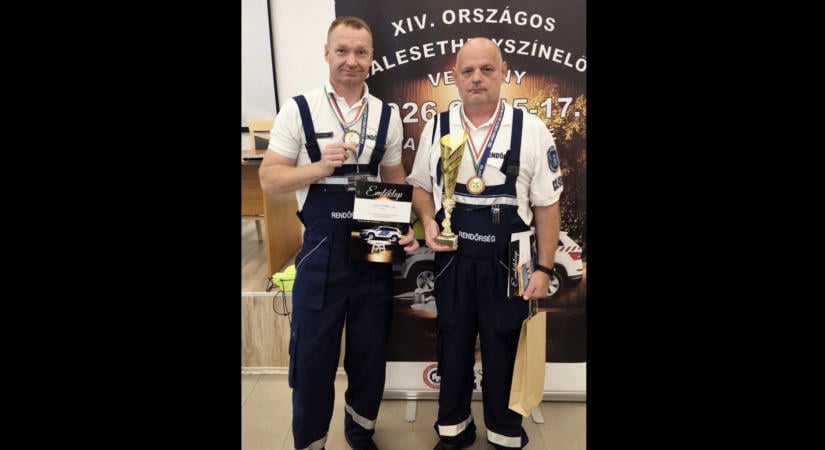 Dobogóra álltak, majd életet mentettek a baranyai balesethelyszínelők