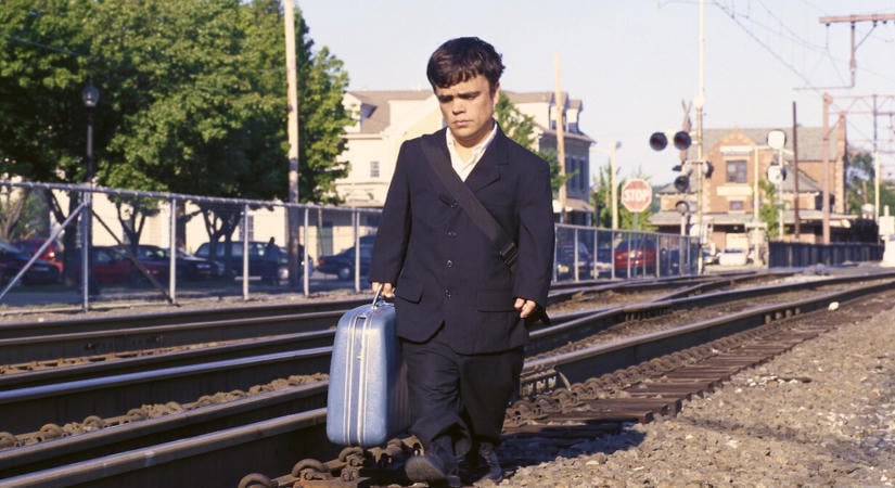 Kevés film érinti meg annyira az embert, mint Peter Dinklage elfeledett klasszikusa