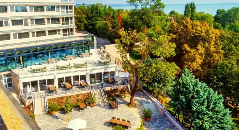 Kategóriát váltott az egyik Hunguest szálloda, ahonnan gyönyörű a panoráma
