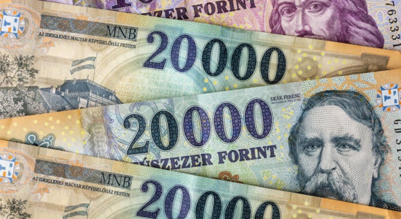 Nem indította jól a hetet a forint