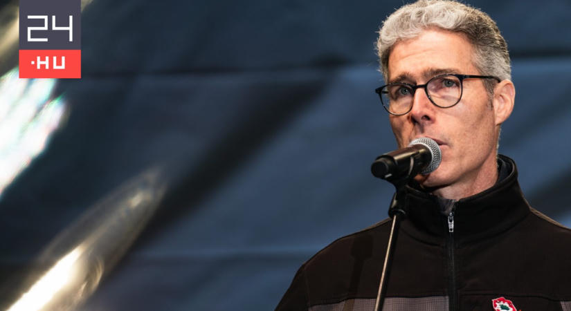 Pályázott, de nem került be a Corvinusról kirúgott Ádám Zoltán az egyetemet fenntartó alapítvány kuratóriumába