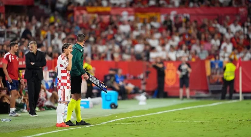 Videó: vastaps és ováció fogadta Luka Modricot Sevillában