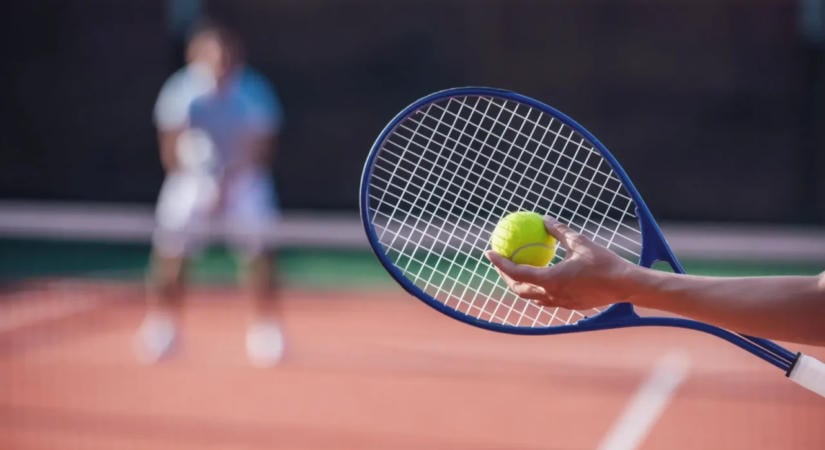 Gálfi Dalma az elődöntőben búcsúzott a lisszaboni salakpályás tenisztornán