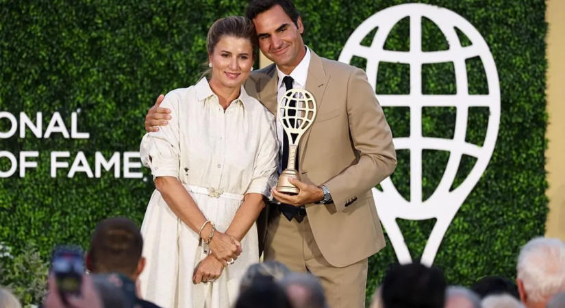 Roger Federert beiktatták a Hírességek Csarnokába, még a szava is elállt – videókkal