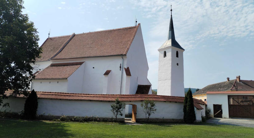 Sok évszázados értékeket rejt a felújított agyagfalvi református templom