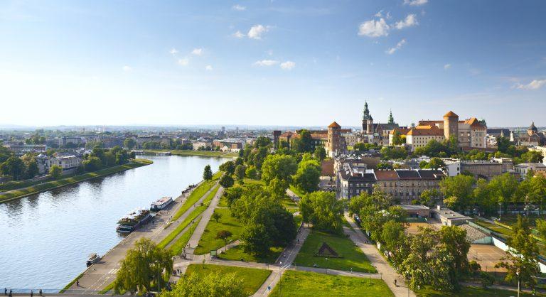 Bajban a turizmusa, ezért így próbálja népszerűsíteni magát ez az Ukrajnával szomszédos ország