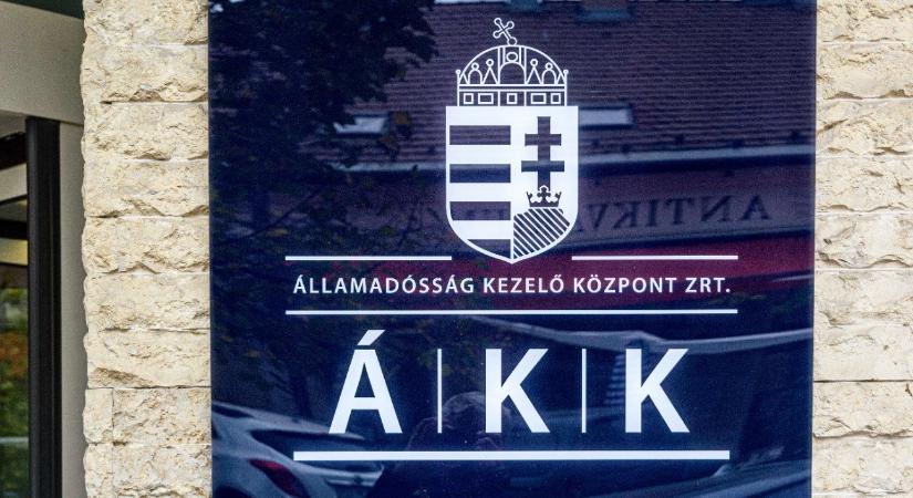 Új ember felel az államadósságért: vezetőváltás az ÁKK élén