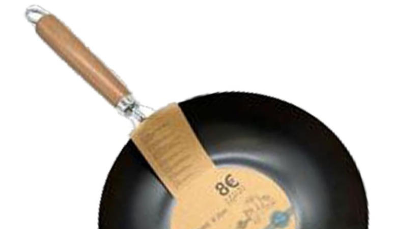 Ilyen wok serpenyőt vásároltál? Gond van a tapadásgátló bevonattal! - Ezt semmiképp se használd!