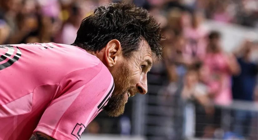 Videó: különleges mezben lép pályára válogatottbeli búcsúmeccsén Lionel Messi